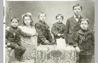 Papa Sid and siblings (015-040-604)